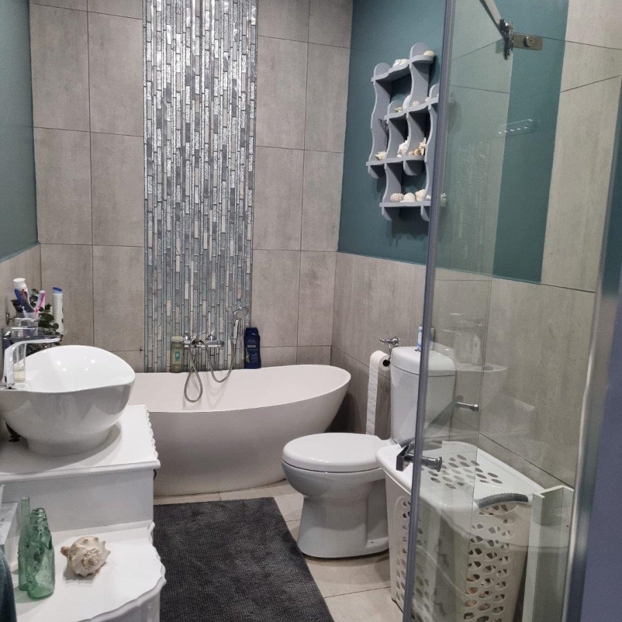 6 Bedroom Property for Sale in Kathu Northern Cape